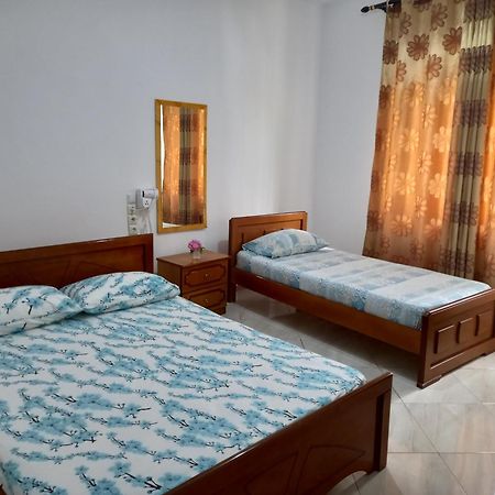 Isufi Guest Houses Sarande Exterior photo